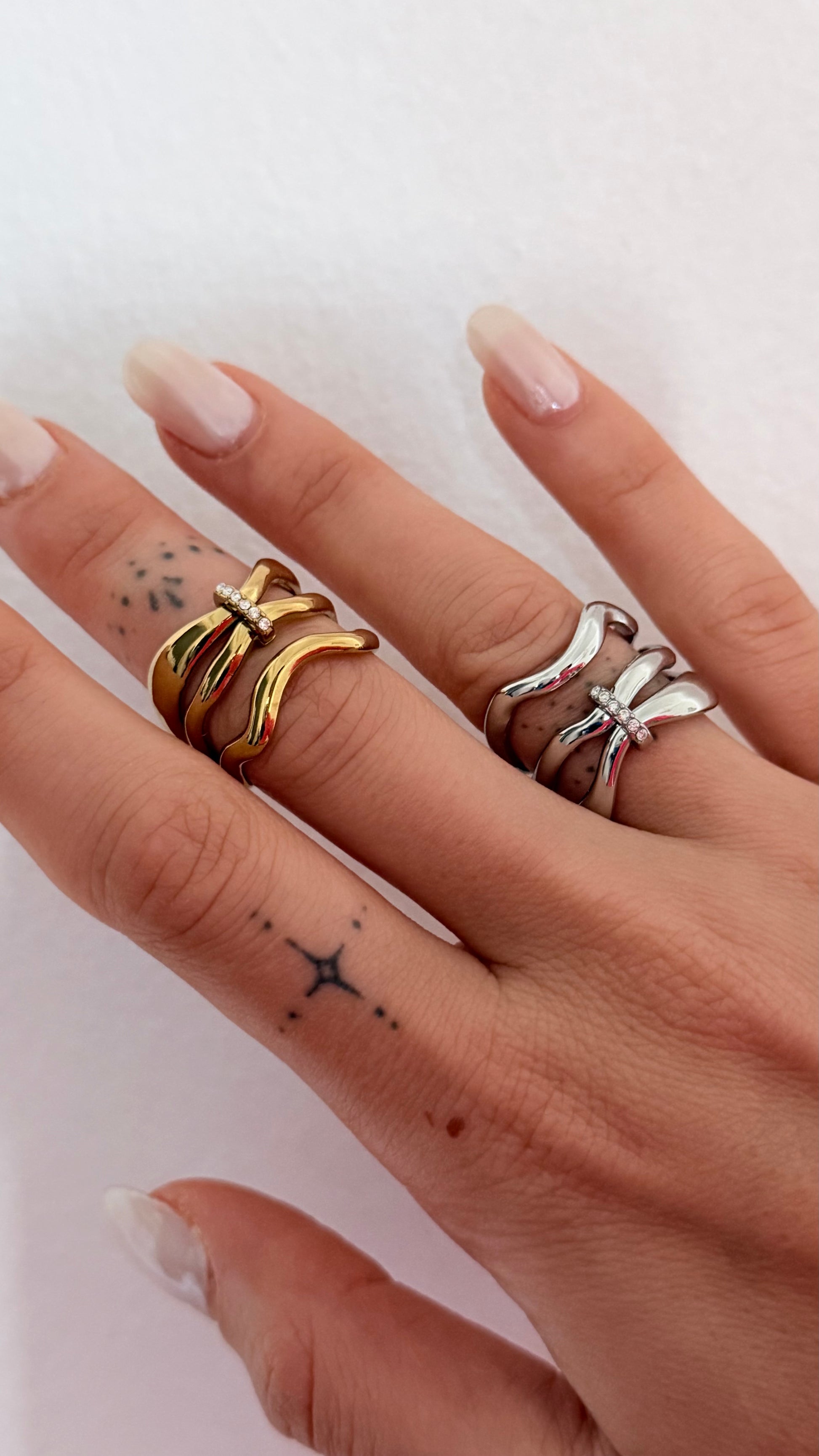 Luxe silver flow