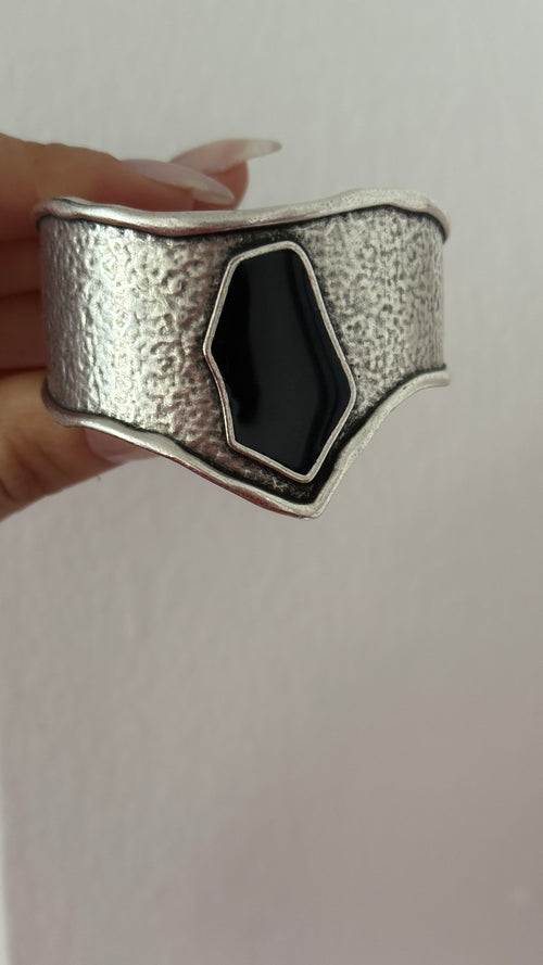 Aegis Shadow Cuff
